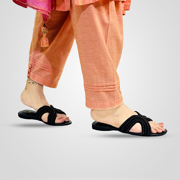 Pearl Flat White and Black – ZV 004